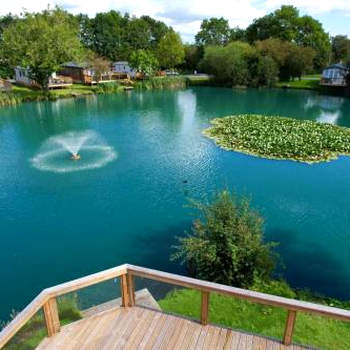Luxury Lakeside Lodge 5 Star Country Park Huge Veranda Private Fishing Peg