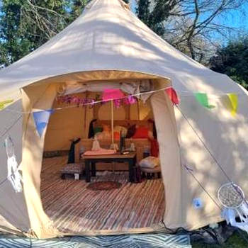 Luna Tent Secret garden Glamping