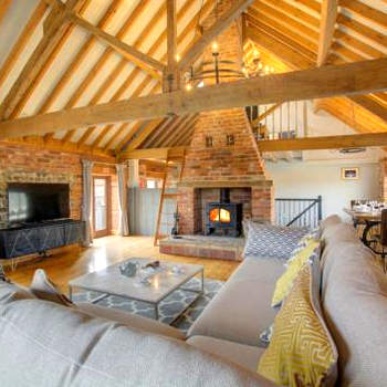 Bridge Barn
