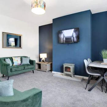 2 Bed Cottage with Garden & Stunning Field Views