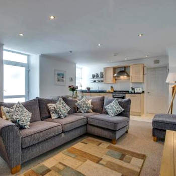 2 Trevail Apartments A