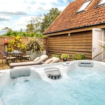Cartshed Lodge