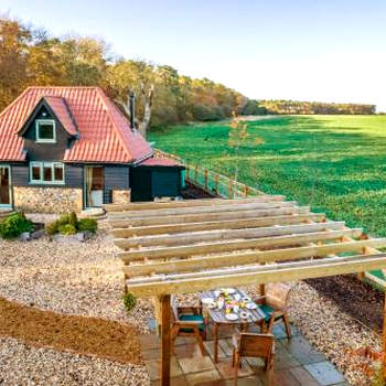 Bumblebee Cottage
