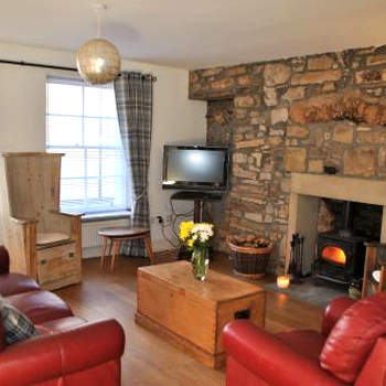 Coast Cottage- traditional fishermans cottage