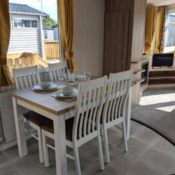Heron Lodge with Hot tub Brickyard Lakes