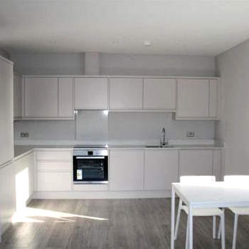 Superb New Build 2 Bed Flat - 6 Ophelia Court