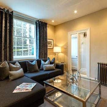 Luxury 17th Century townhouse/Central Norwich/Close to eateries/bars/shopping