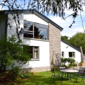 Four Pines Lodge