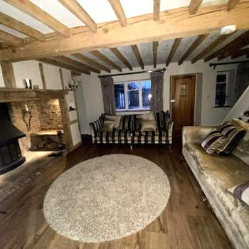 Cosy luxury 3 bed cottage in The Surrey Hills
