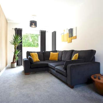 Pass the Keys Beautiful Family Home Sleeps 6