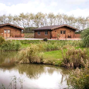 Lake View Lodges - 25072