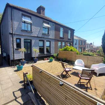 Newly Renovated 3 bedroom house