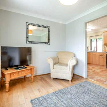 Clover Cottage - W40835