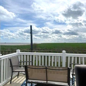 Caravan With Beautiful Sea Views At Barmston Beach In Yorkshire Ref 62044w