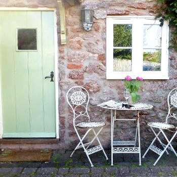 Hollies Cottage