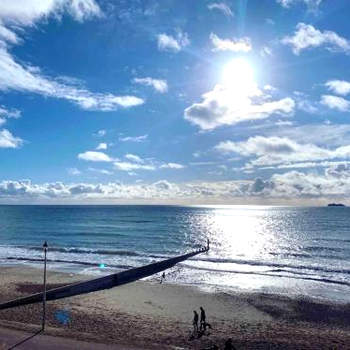 Stunning Bright Two Bedroom Apartment In Southbourne