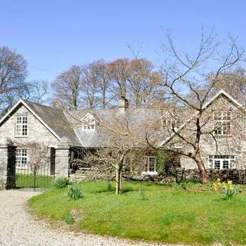 Crogen Coach House - Oqr