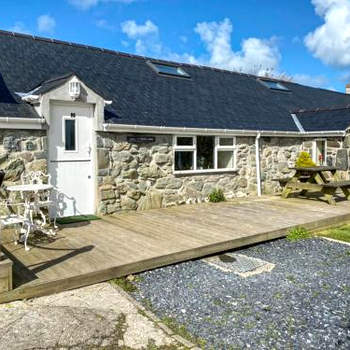Cyll Y Felin Fawr 2