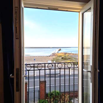 Beach View Couples Retreat Aberavon Beach Direct Seafront