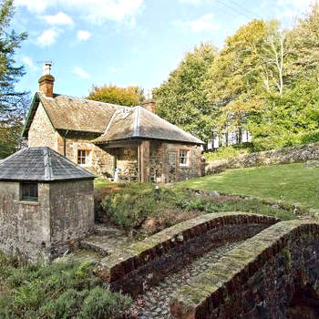 Gardeners Cottage-uxt