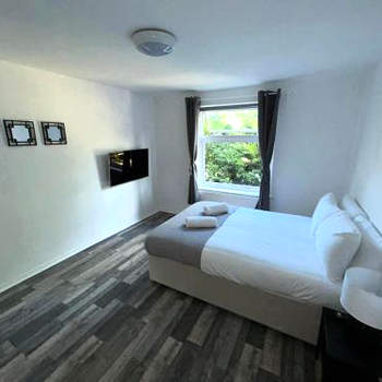 St Pauls Court Apartments