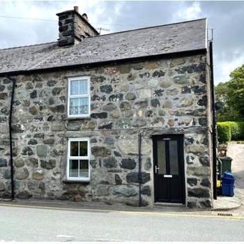 Glasfor Cottage