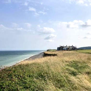 Cliff-top Coastguard's Cottage, an Off-Grid Escape