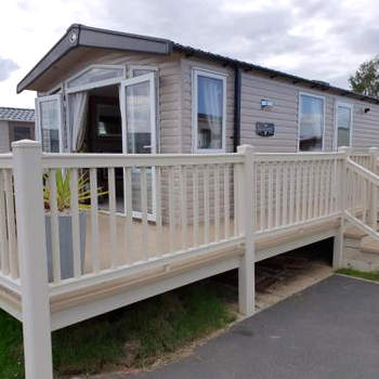 6 Kingfisher Court