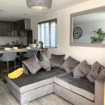 Flat Lode Nook Modern 2 bed home with hot tub