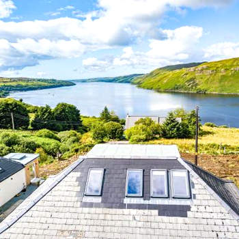 Luxury 4 Bedroom Cottage With Stunning Views Near Fairy Pools!