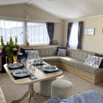 Comfy Cosy Caravan_Romney Sands