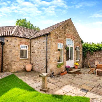 Himba Cottage - Uk44767