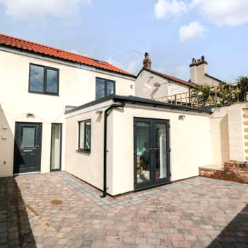 2 Staveley Cottages