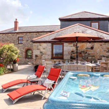 Riviere House