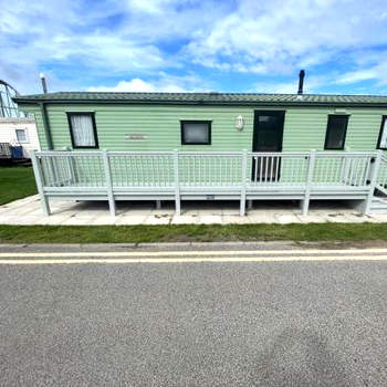 Fantasy Island, Sunnymede 8 Berth