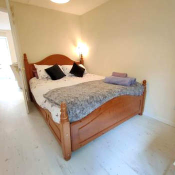 Penlon Annexe