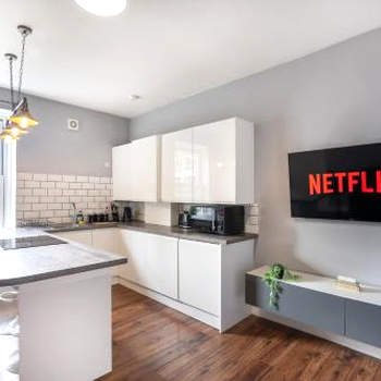 1Bed-Town Centre-Free Parking