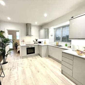Brand New Beach Apartment 1 Porthcawl