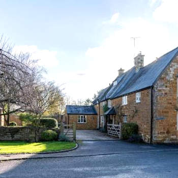 Countryside 6-bedroom cottage