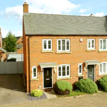 Park view house, sleeps 5 or 6 suitable for contractors and families