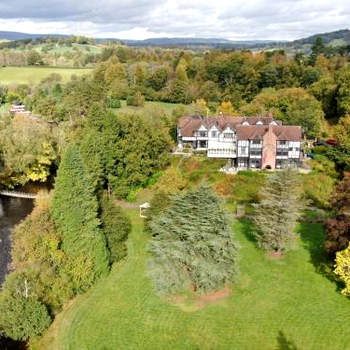 Caer Beris Manor By Group Retreats