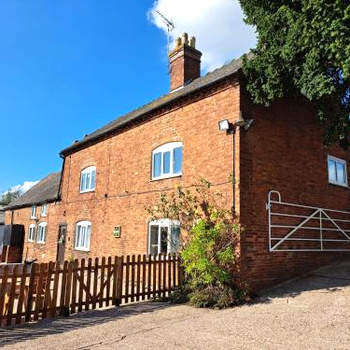 Deepmoor Farmhouse, Doveridge, Derbys.