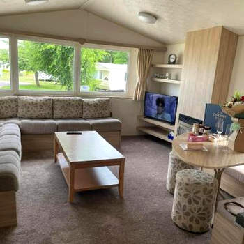 6 berth caravan Cherry tree holiday park Great yarmouth