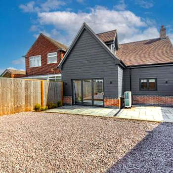Silver Stag, Glamorous 5 BR House