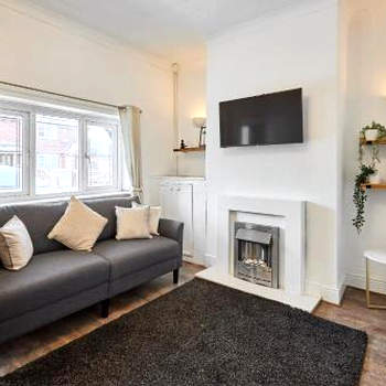 Host & Stay - Church Street