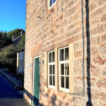 18th-Century three-bedroom Mill Worker's Cottage