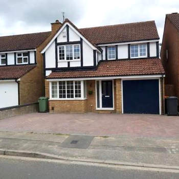 4 bedroom house in houghton regis