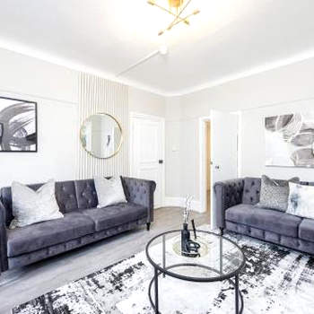 Modern Apartment - 2 bed - by Luxiety stays serviced accommodation Southend on Sea