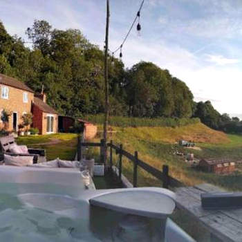 Rural Retreat w/ Hot Tub & River, Sleeps 12 Guests