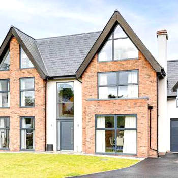 Lovely spacious home in Cheshire